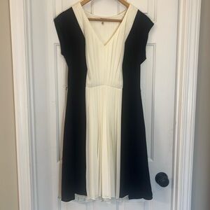 DKNYC Size 6 Black & White Dress